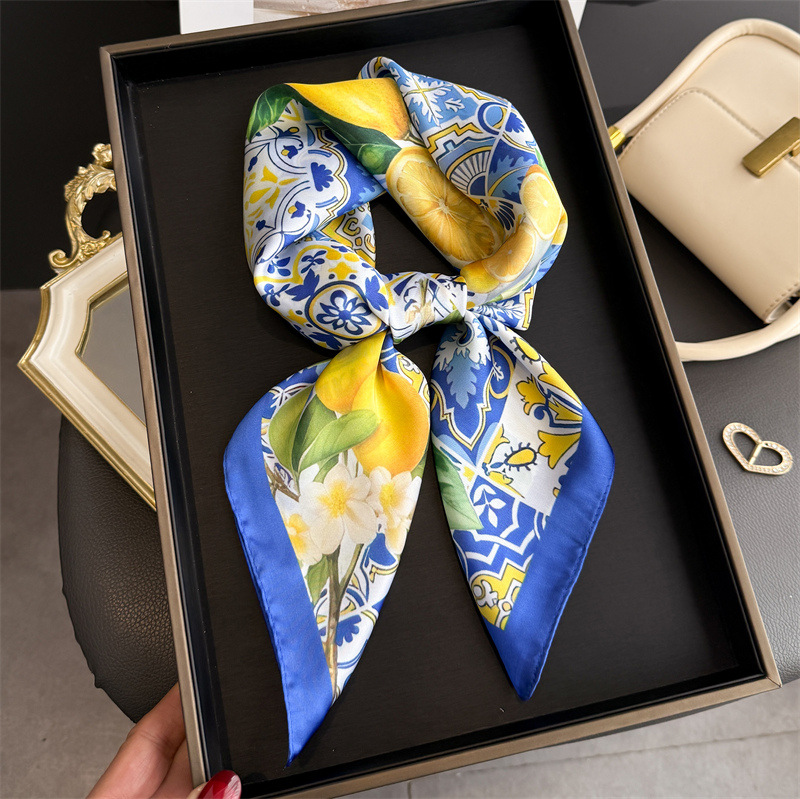 Ascot Neck Scarf - Kerudung Segi Empat Sutra Motif Buah
