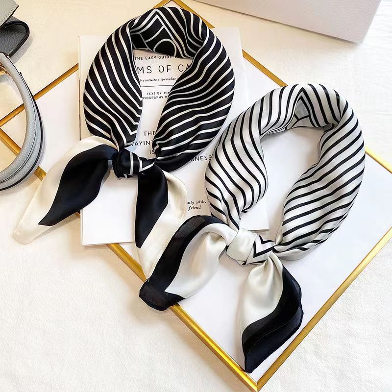 Syal Kepala Bandana Bergaris H - Silk Tie Striped ulasan dan harga