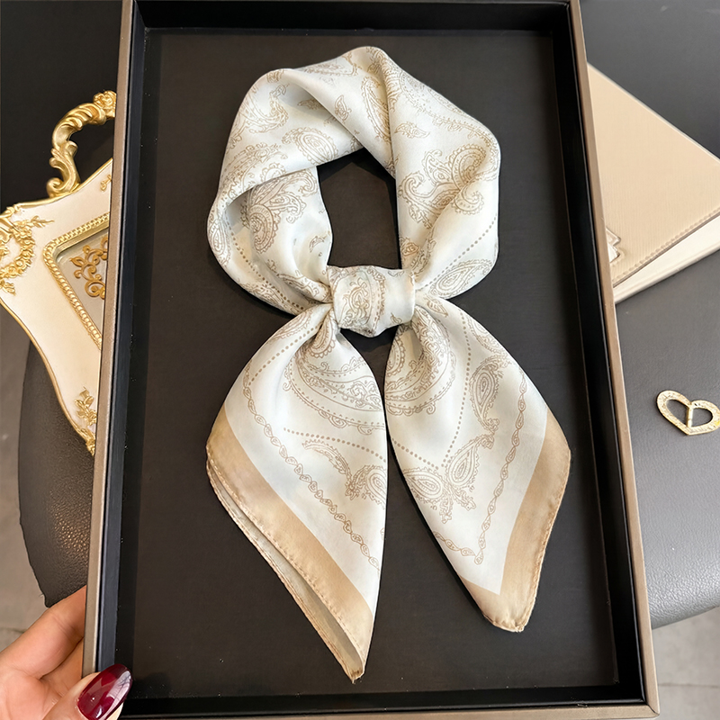 Syal Persegi Motif Paisley Bei - Silk Neck Scarf ulasan dan harga