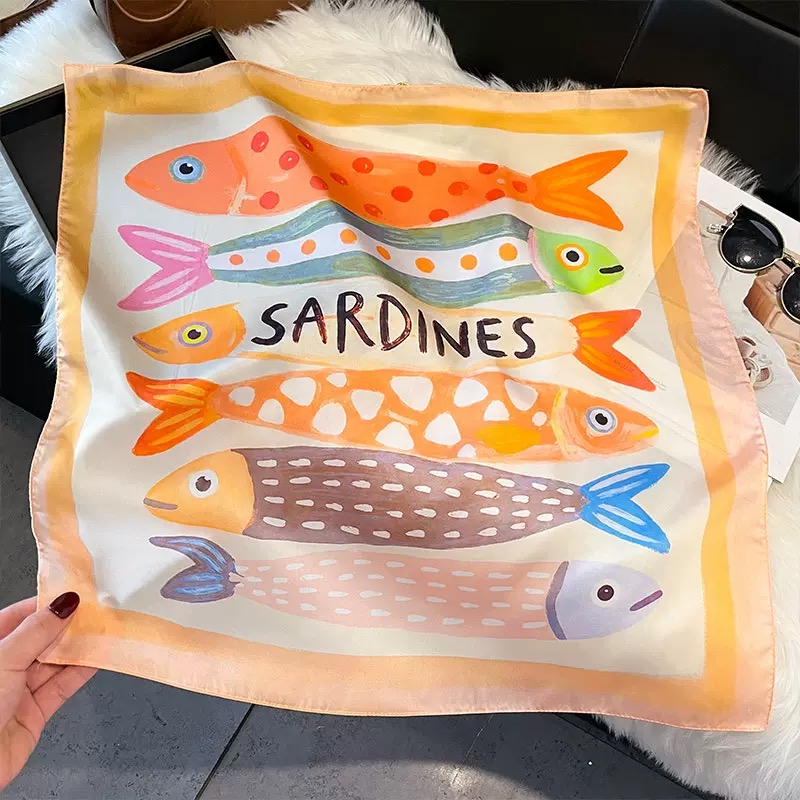 Syal Kepala Sutra Motif Ikan P - Silk Neck Scarf ulasan dan harga